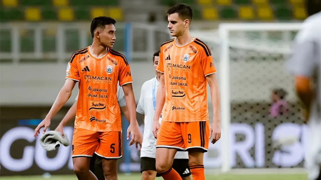 Rizky Ridho Jajal Peran Baru di Lini Tengah Persija Jakarta