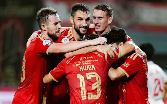 Cara Nonton Persija vs Persik di BRI Super League