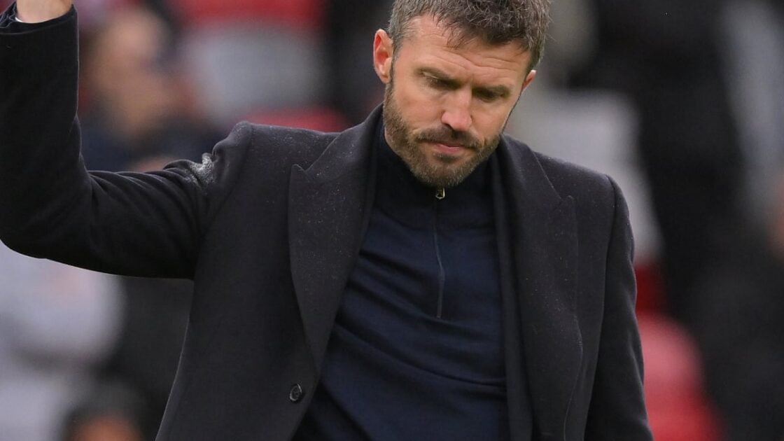 Man United Gelar Rapat Darurat Bahas Masa Depan Michael Carrick