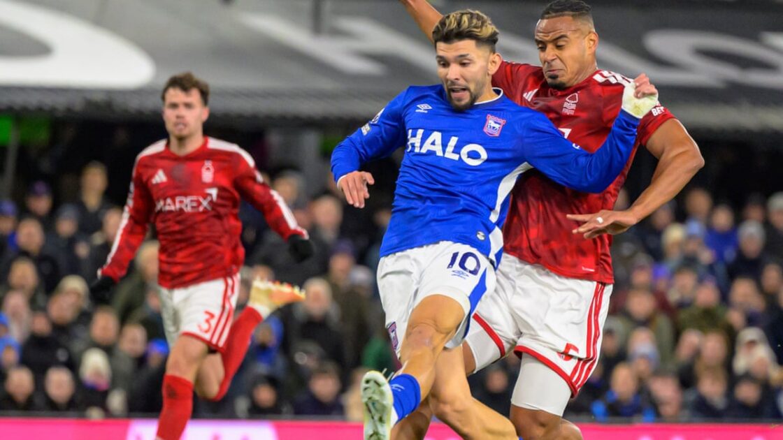 Ipswich Tahan Nottingham Forest dalam Laga Sengit Liga Inggris