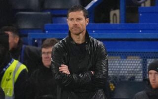 Kegagalan Keputusan Xabi Alonso Saat Chelsea Ditekuk Spurs