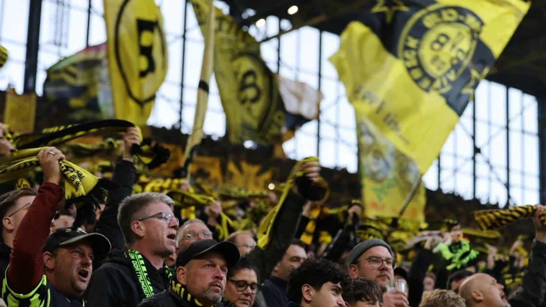Upaya Borussia Dortmund Jauhkan Suporter dari Ponsel