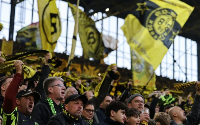 Upaya Borussia Dortmund Jauhkan Suporter dari Ponsel