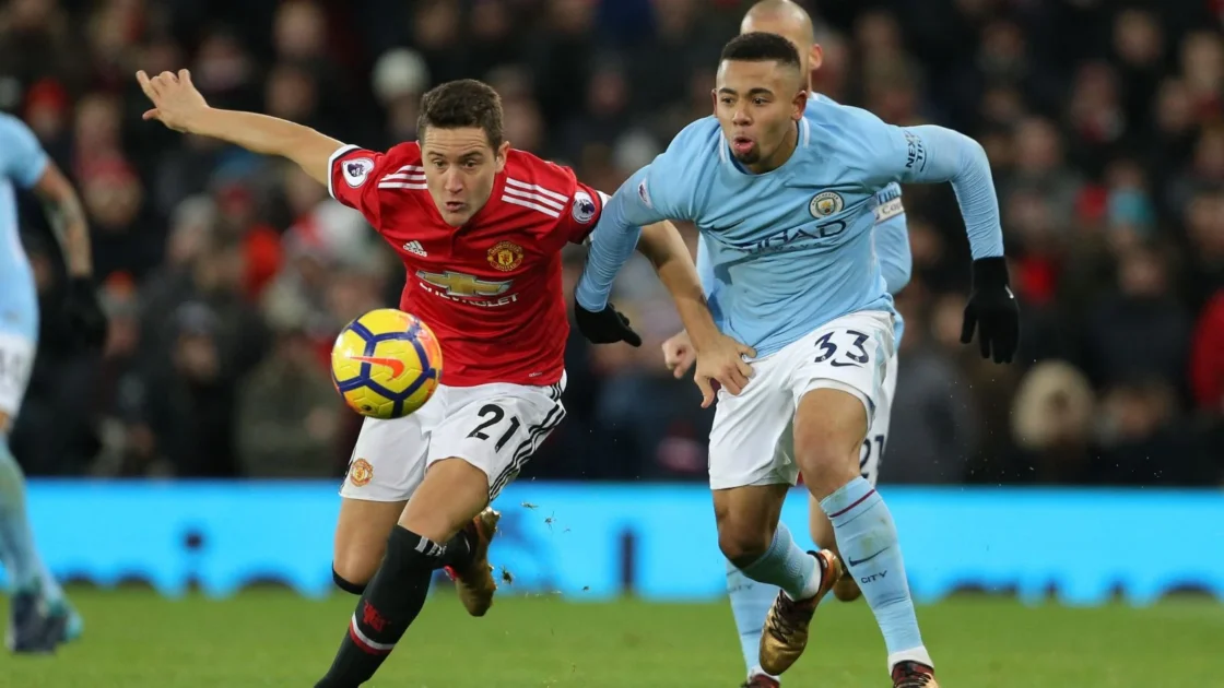 Komentar Herrera Soal Kasus FFP Man City dan Gelar MU