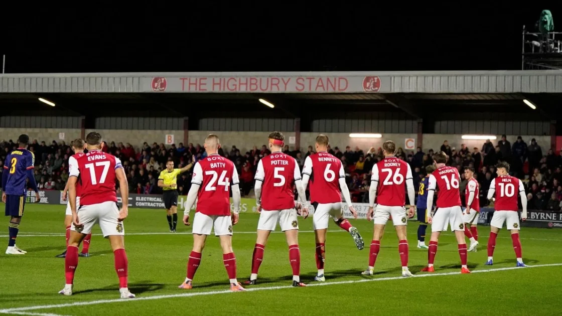 Laga Arsenal Kontra Fleetwood Terhenti Gara-Gara Drone