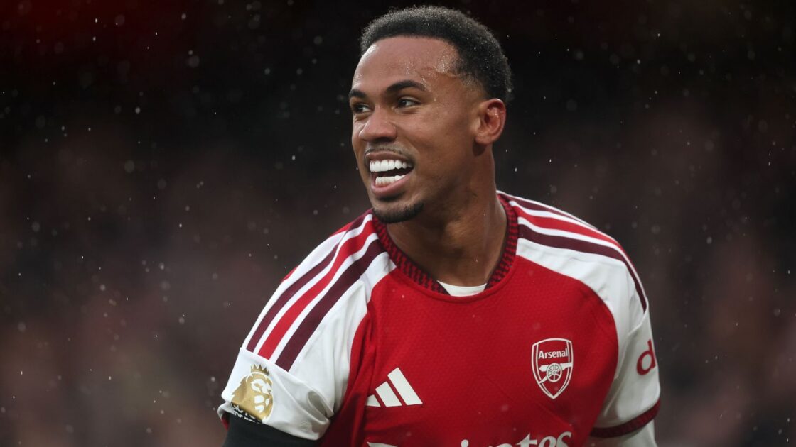 Arsenal Torehkan Rekor Bek Tengah Usai Taklukkan Everton