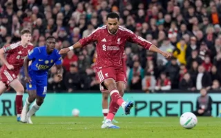 Liverpool vs Chelsea: Gol Penalti Gakpo dan Rogers