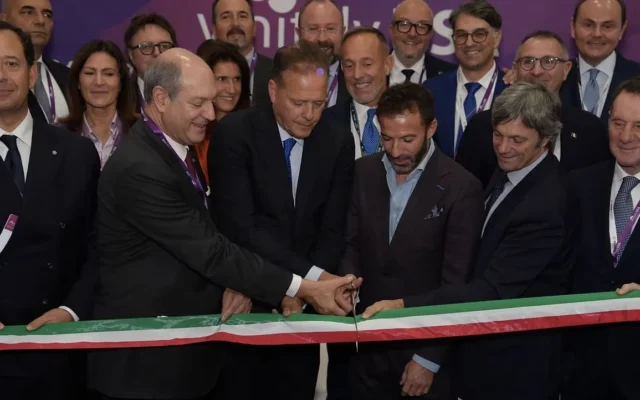 Alessandro Del Piero Promosikan Anggur Italia di New York
