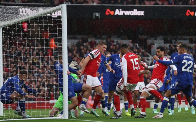 Arsenal Atasi Everton 2-0 dan Lanjutkan Tren Kemenangan