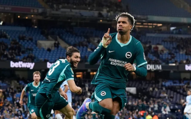 Man City Singkirkan Brighton, Isu Kursi Kosong Etihad Disorot