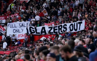 Man City Dihukum, Glazers Bisa Jual Manchester United?