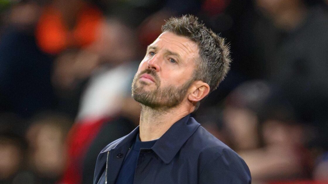 Man Utd Dinilai Layak Degradasi Karena Pertahankan Carrick
