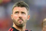 Respons Michael Carrick Usai Ditanya Mengapa Belum Dipecat