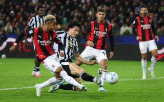 Omari Hutchinson Cetak Gol Perdana Bawa AC Milan Unggul