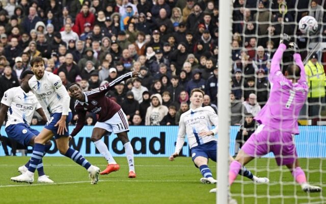 Hasil Liga Inggris: Dihajar Aston Villa, Rekor Man City Habis