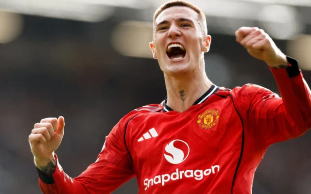 Man Utd Incar Jean-Philippe Mateta Senilai Rp531 Miliar