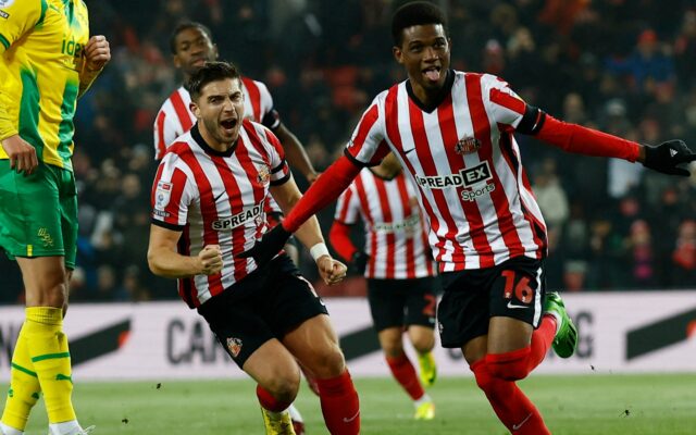 Regስ Le Bris Terancam, Sunderland Wajib Andalkan Nilson Angulo