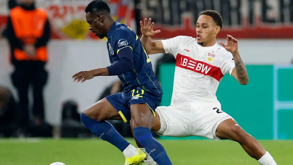 Leeds United Berencana Rekrut Zaidu Sanusi pada Januari