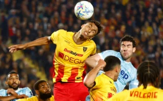 Everton Siapkan Tawaran Januari untuk Bek Lecce Tiago Gabriel