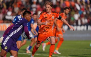 Persija Berpeluang Menjauh Usai Dewa United Dibantai Arema FC