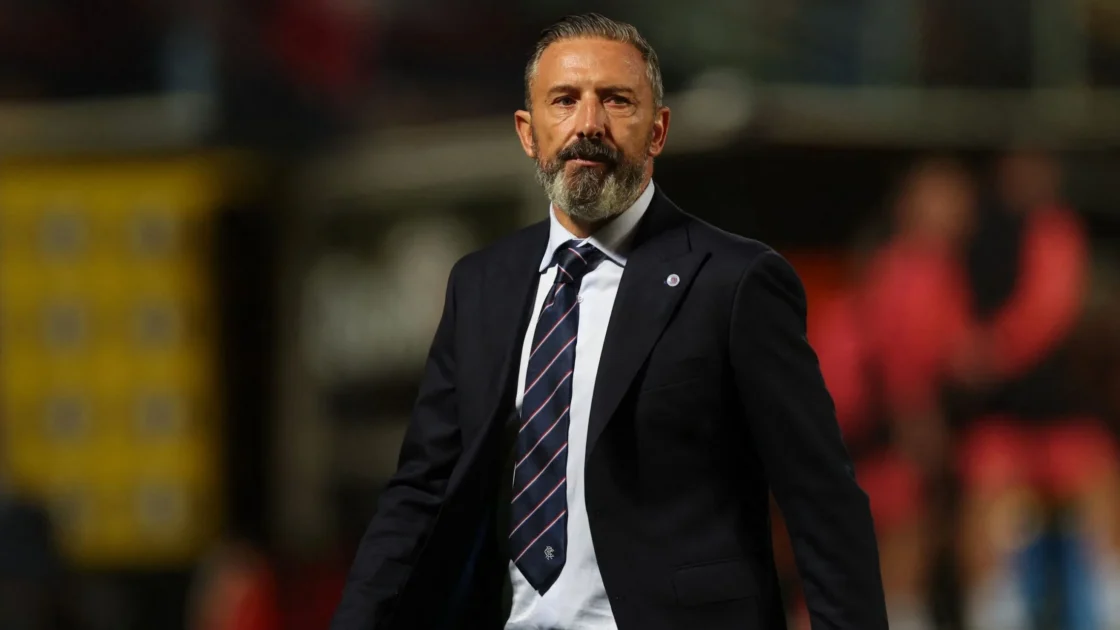 Derek McInnes Puji Mentalitas Olwethu Makhanya di Rangers