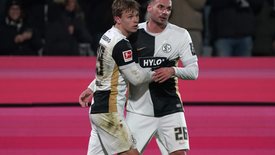 Cole Campbell Kenang Gol Akrobatik Elversberg Lawan Mainz