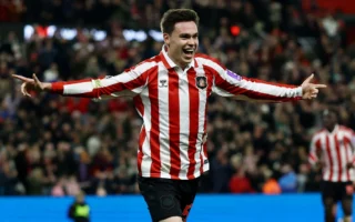 Performa Gemilang Jocelin Ta Bi Saat Sunderland Kalahkan Brentford