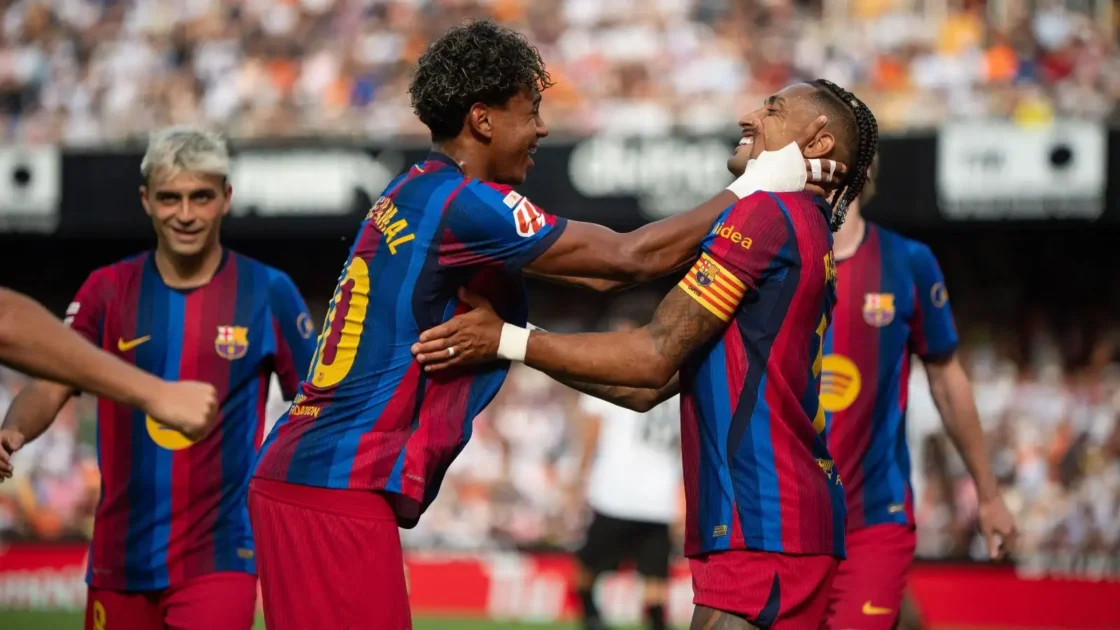 Trio Penyerang Barcelona Pimpin Daftar Pencetak Gol Terbanyak