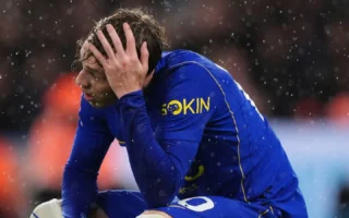 Kuis Liga Inggris: Tebak Pemain Terkena Kartu Merah