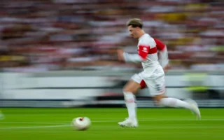 VfB Stuttgart Tanpa Angelo Stiller Lawan Bayer Leverkusen