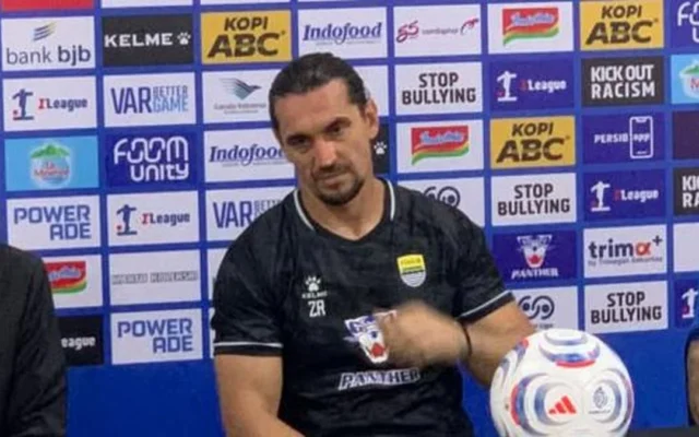 Persib Tanpa Pelatih Igor Tolic Saat Menjamu Isen Mulang